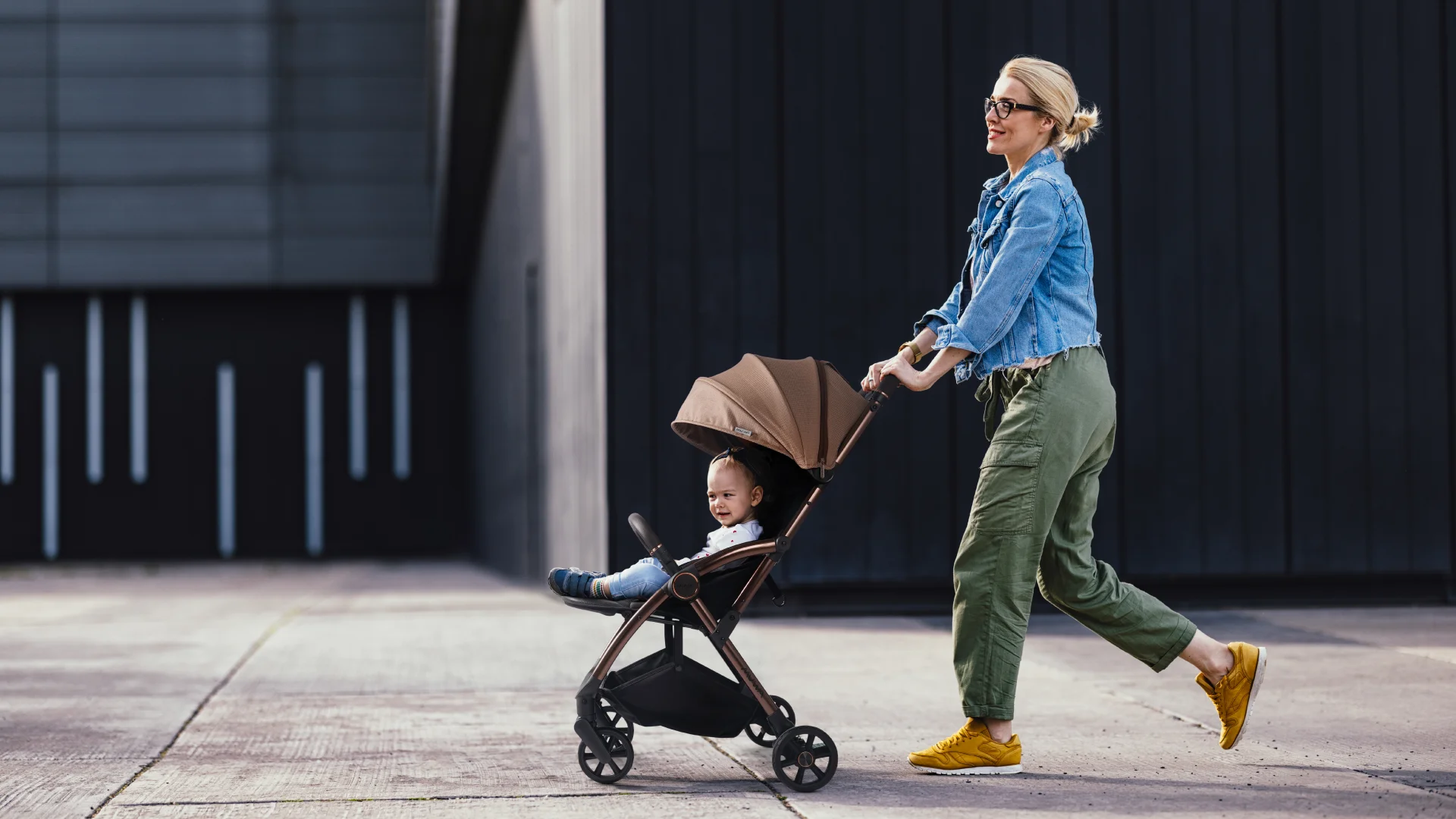 Lightweight Travel Stroller for Parents: A Complete Guide